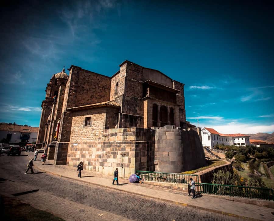 Cusco: Private City Tour and Trip to Archeological Sites - Puka Pukara, the red fortress above the road