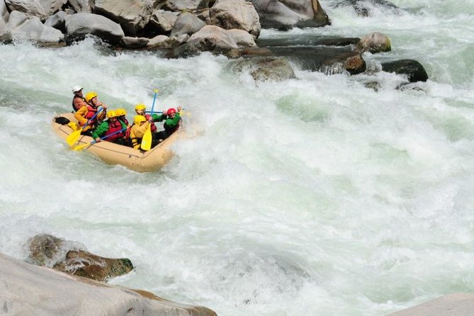 Cusco Rafting and Zipline Adventure - The camp, lunch, and sauna