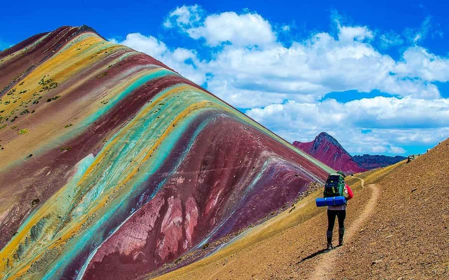 Cusco: Rainbow Mountain and viewpoint red valley ( optional) - The 4:00 am pickup from Cusco