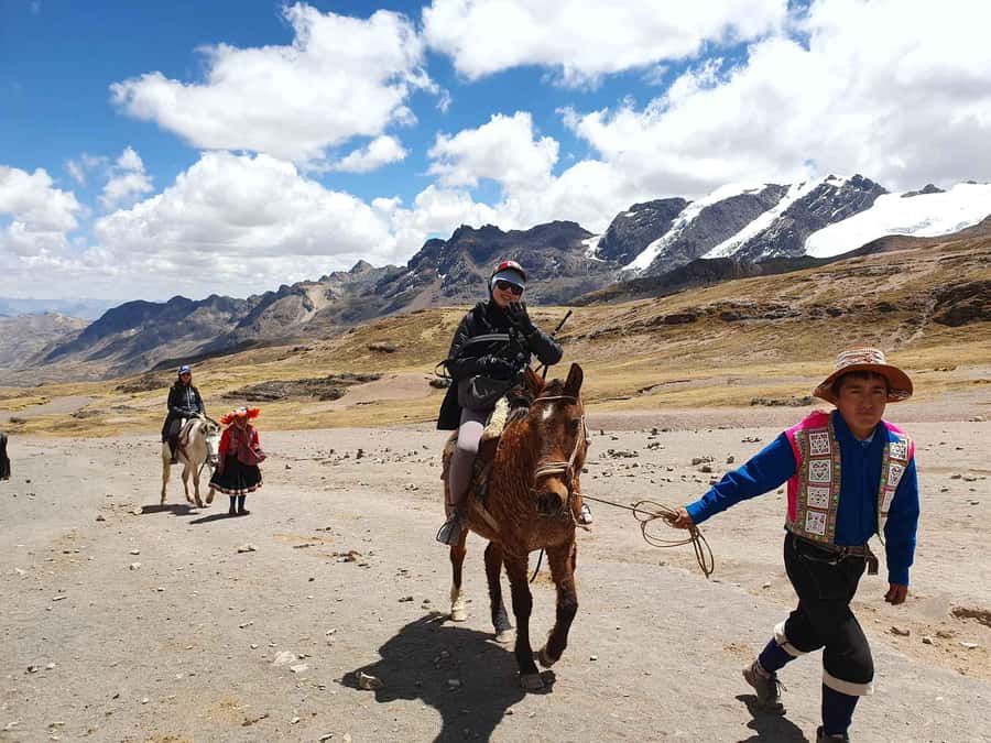 Cusco: Rainbow Mountain Horseback Riding Tour + lunch - Why the Rainbow Mountain ride starts so early