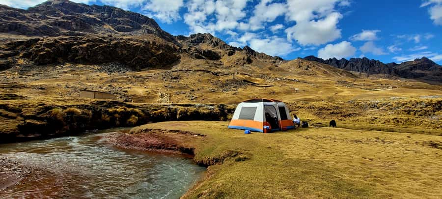 Cusco: Rainbow Mountain & Red Valley Tour with Picnic meals - The 4:30 am start from Cusco