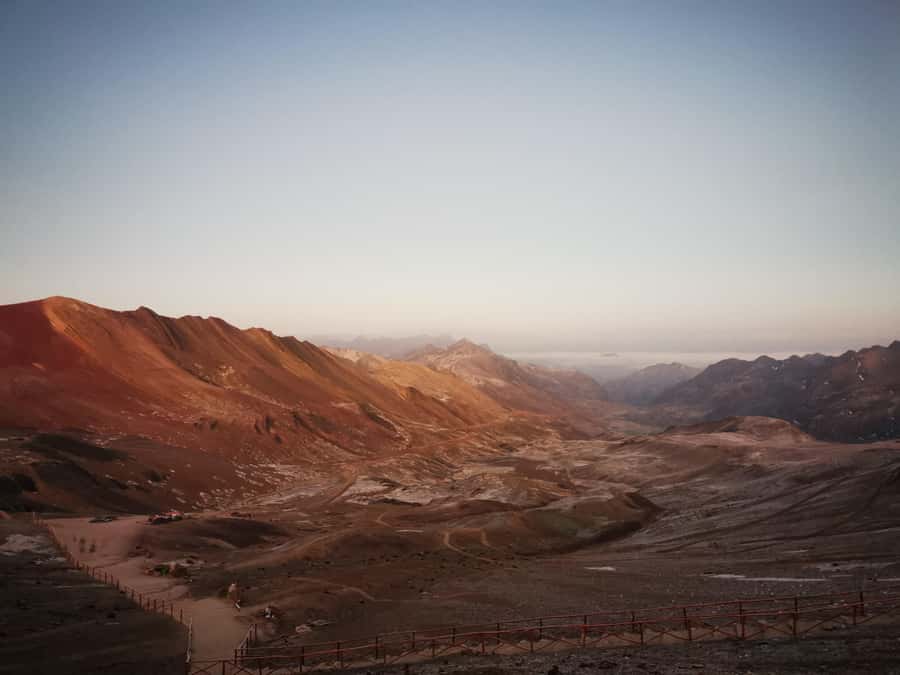 Cusco: Rainbow Mountain Tour at Sunset Without the Crowds - Who should take this tour?