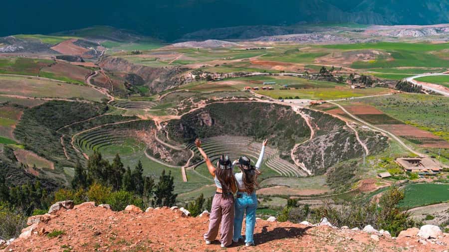 Cusco | Visit Maras, Moray, Chinchero, Pisac | Valle Vip - Maras and the salt ponds