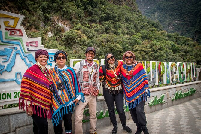 Day Trip to Machu Picchu from Cusco - Reaching the citadel by shuttle bus