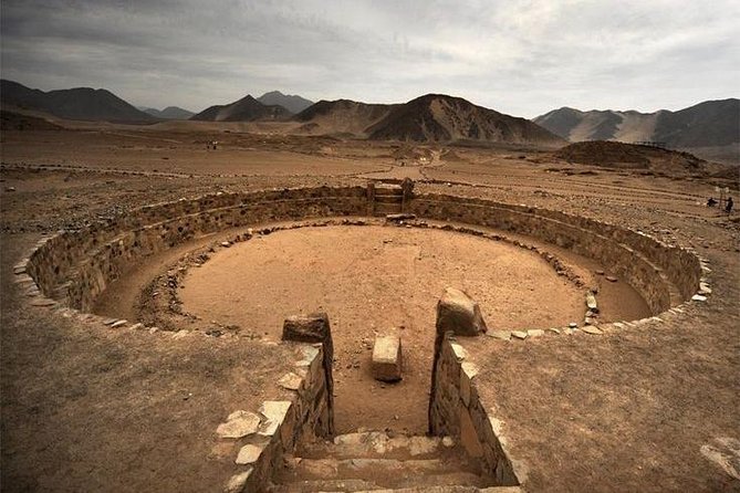 Discovering Caral, The Oldest Civilization In America - Arriving at the Caral archaeological complex