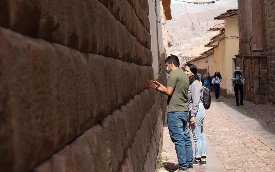 ECONOMIC PRIVATE TOUR IN THE CITY OF CUSCO - HALF DAY - What the price really includes