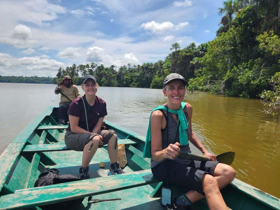 Excursion 2 days/1 nights in the jungle: Tambopata - Sandoval Lake by rustic boat and paddle canoe