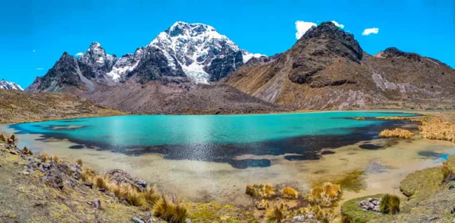Excursion: Rainbow Mountain and Ausangate 7 Lagoons 2 days - Day 2: Hiking the seven Ausangate lagoons