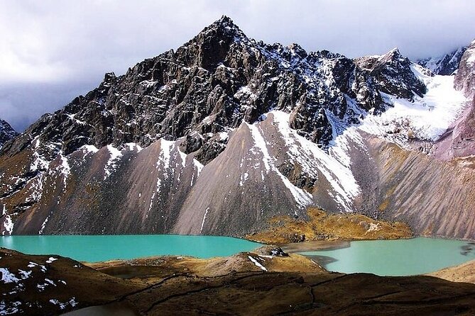 Excursion to Ausangate & 7 lakes with Coca Ceremony |Private| - The first 5 to 6 kilometers into the Andes