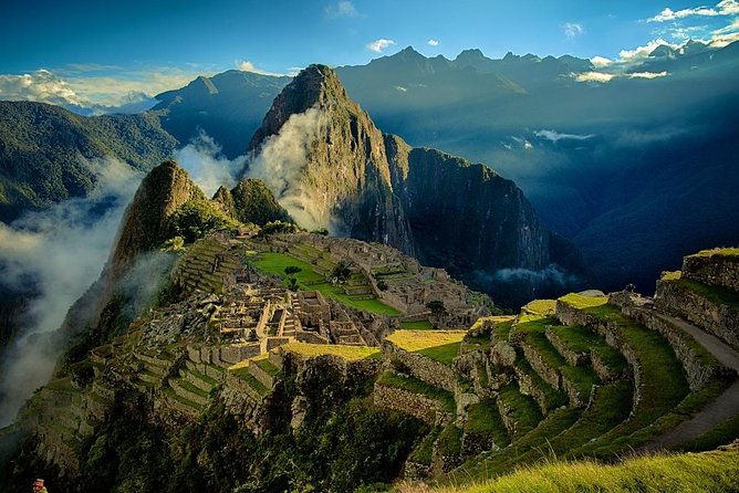 Excursion to MachuPicchu from Cusco with lunch | Private Service| - The real shape of this Cusco to Machu Picchu day