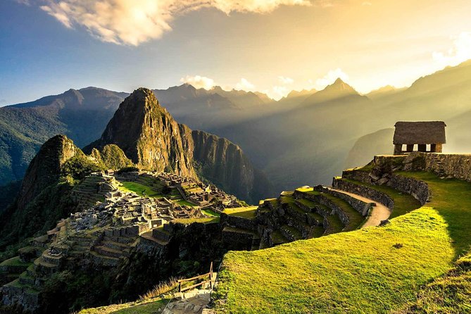 Excursion to MachuPicchu with Train Vistadome Full Day - A 4:00 a.m. start from Cusco