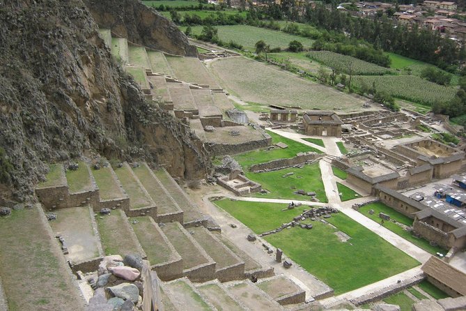 Excursion to Sacred Valley Full Day & Buffet Lunch |Group Tour| - How Christian shapes the experience
