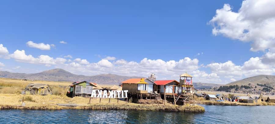Floating Islands of the Uros - Who should book this short Lake Titicaca visit