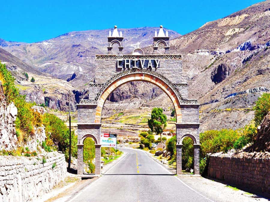 From Arequipa: 1 Day Tour to the Colca Canyon + Buffet lunch - Handicrafts and a Sancayo Pisco Sour