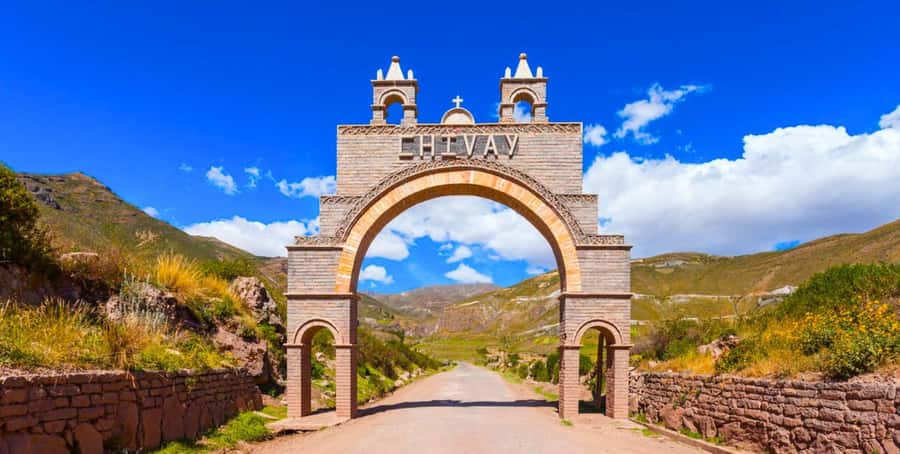 From Arequipa: Colca Canyon Full-Day Tour with Breakfast - A 3 AM start for one big Andean sight