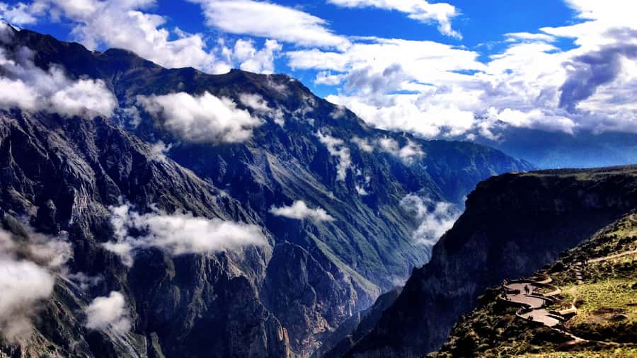 From Arequipa: Full Day Colca Canyon Tour - The return route through Chucura and Patahuasi