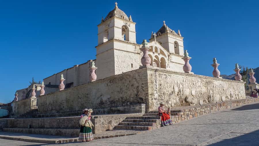 From Arequipa: Fullday Tour Colca Canyon + Transfer To Puno - Cruz del Cóndor at about 8:30 a.m.