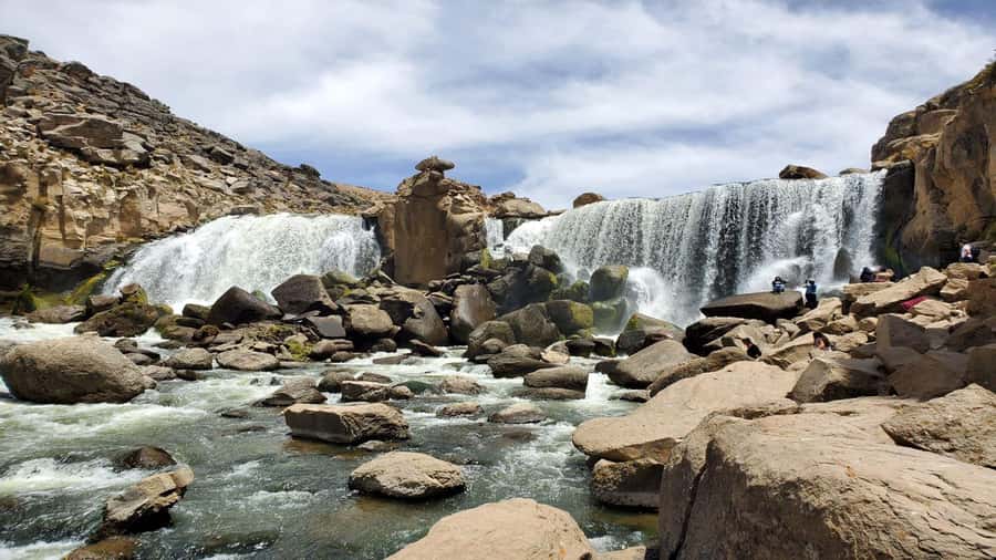From Arequipa: Pillones Waterfall and Stone Forest Day Trip - Pampa de Arrieros and its old railway station