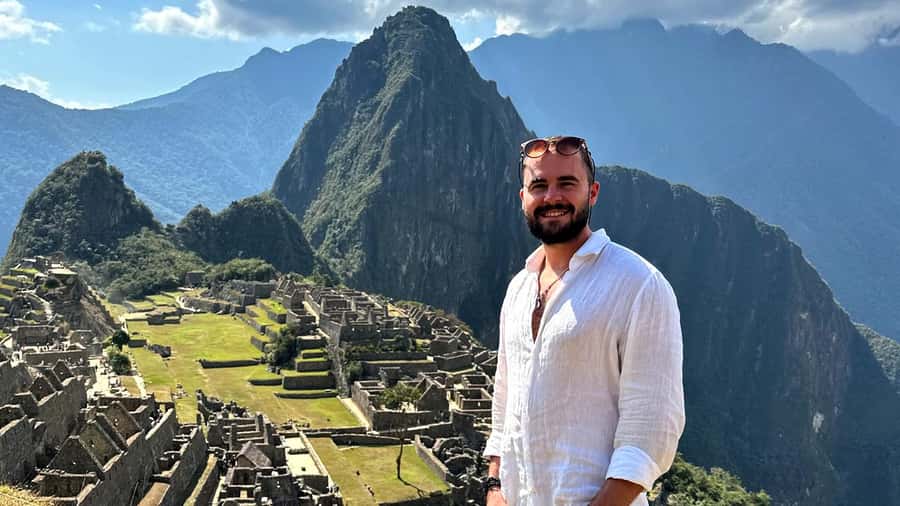 From Cusco: 2-Day Trip to the Sacred Valley and Machu Picchu - Urubamba and the practical lunch stop