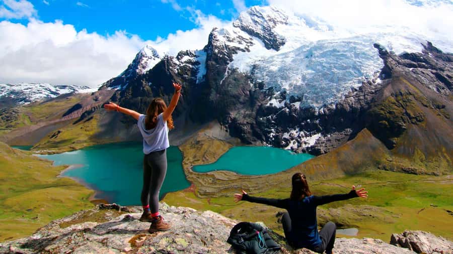 From Cusco: 7 Lagoons Tour - Breakfast in the Pacchanta community