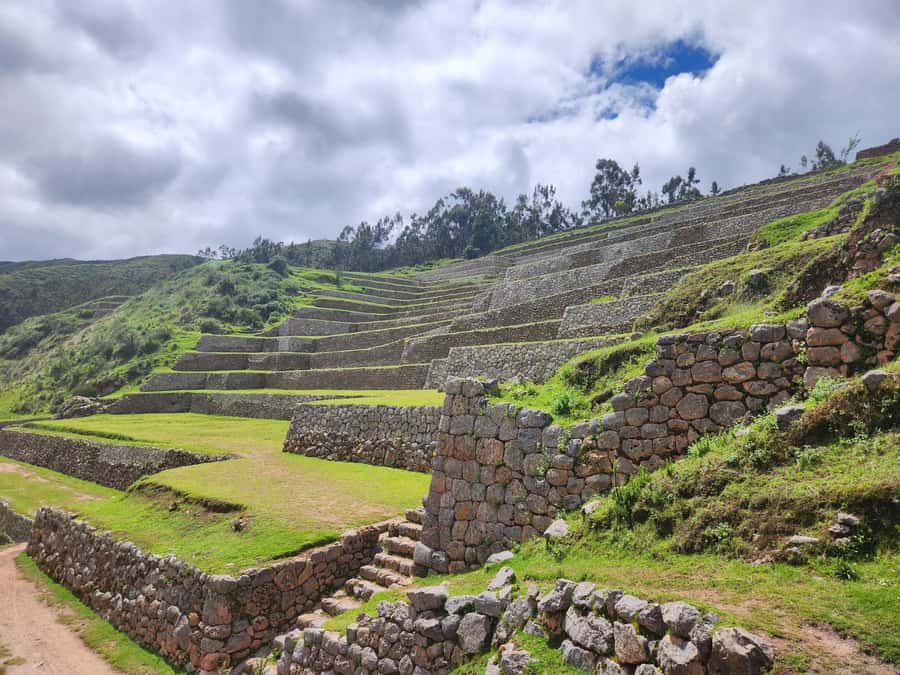 From Cusco: Chinchero, Moray, Maras, Ollantaytambo and Pisaq - Moray explains Inca farming in a striking way