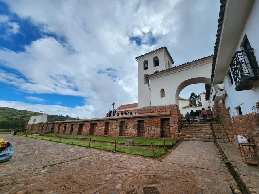 From Cusco: Chinchero, Moray, Maras, Ollantaytambo and Pisaq - The guide can make or break the day