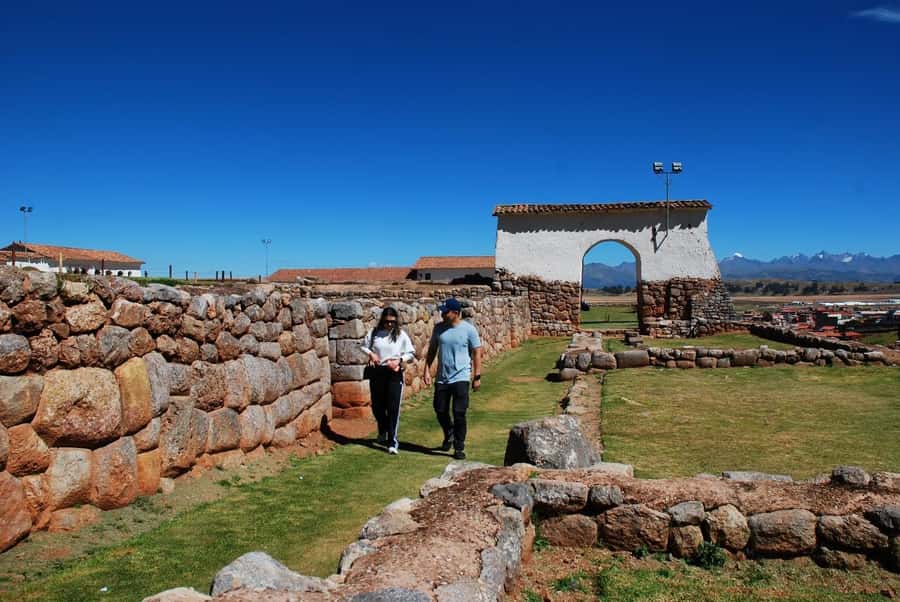 From Cusco:Chinchero, Moray, Maras, Ollantaytambo with lunch - Maras: chocolate first, salt wells after