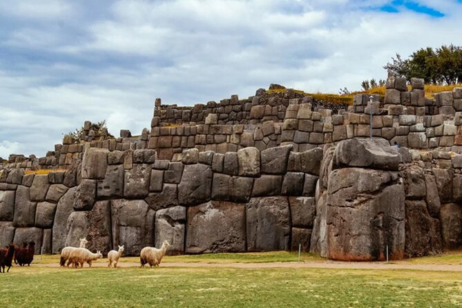 From Cusco City Tour Four Ruins Half Day Tour - Tambomachay, a small site with a clear purpose