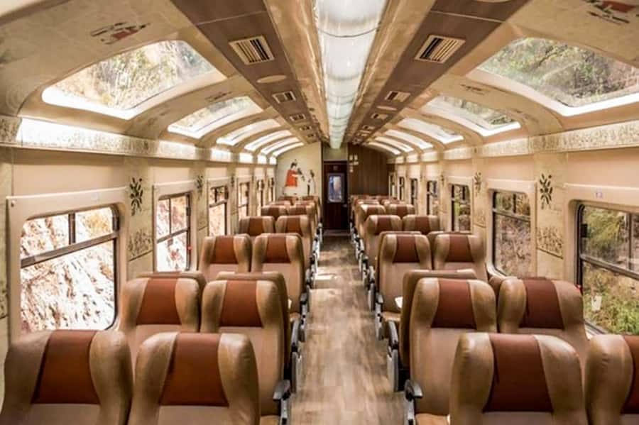 From Cusco: Full-Day Group Tour of Machu Picchu - The panoramic train to Aguas Calientes