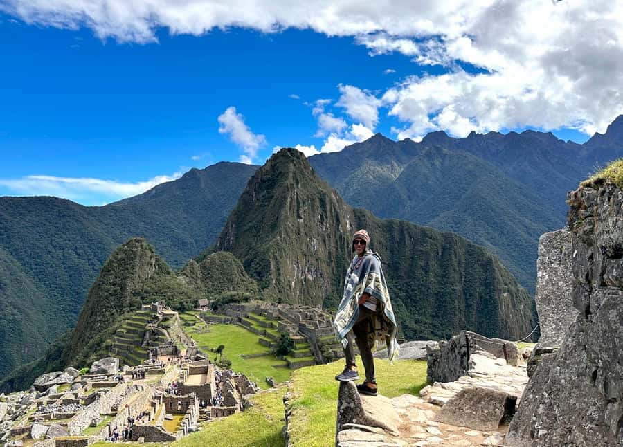From Cusco: Full-Day Group Tour of Machu Picchu - The return train and the long ride to Cusco
