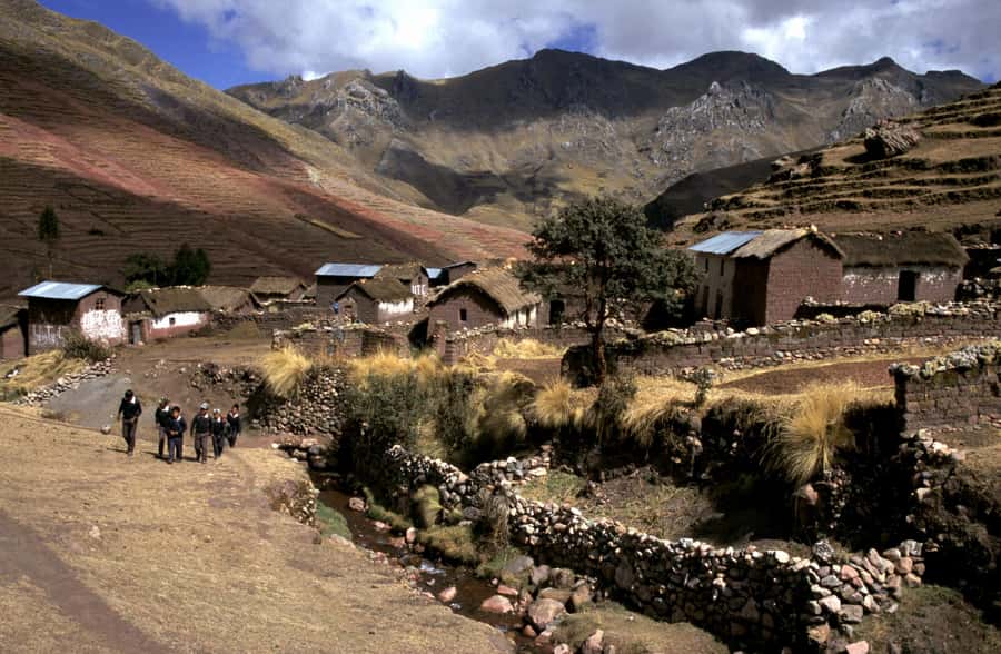 From Cusco: Full day Palcoyo Rainbow Mountain Tour - Who should choose Palcoyo?