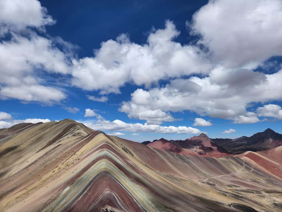 From Cusco: Full Day tour to Rainbow mountain and Red Valley - Red Valley adds a quieter hour