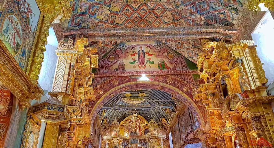 From Cusco: Full-Day Touristic Bus to Puno with Guided Tours - Raqchi and the Inka religious world