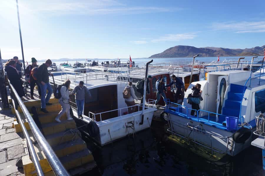 From Cusco: Lake Titicaca, Uros and Amantani by sleeper bus - Cruising to Amantani