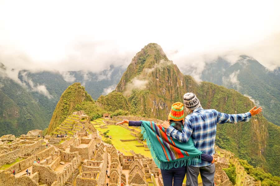 From Cusco: Machu Picchu Full-Day Guided Tour - The bus up to the Lost Citadel