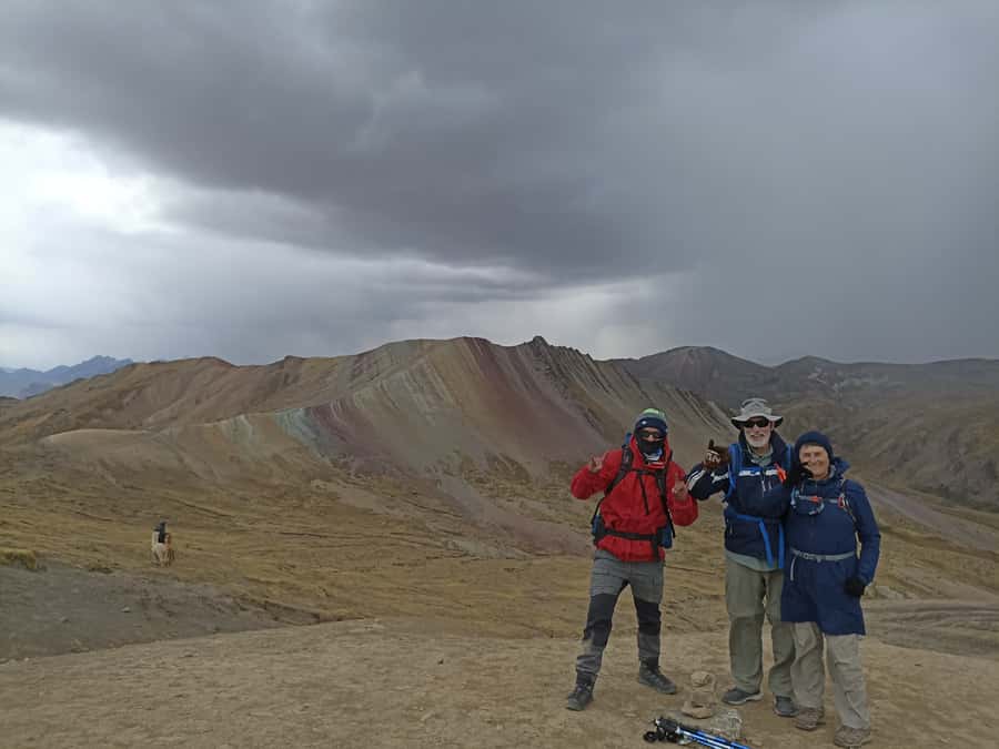 From Cusco: Palccoyo Rainbow Mountain Guided Tour - The 40 to 45 minute walk to Palccoyo