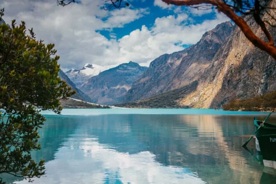 From Huaraz: Tour to Llanganuco Lakes (Chinancocha Lake) - Transport and guide quality matter here