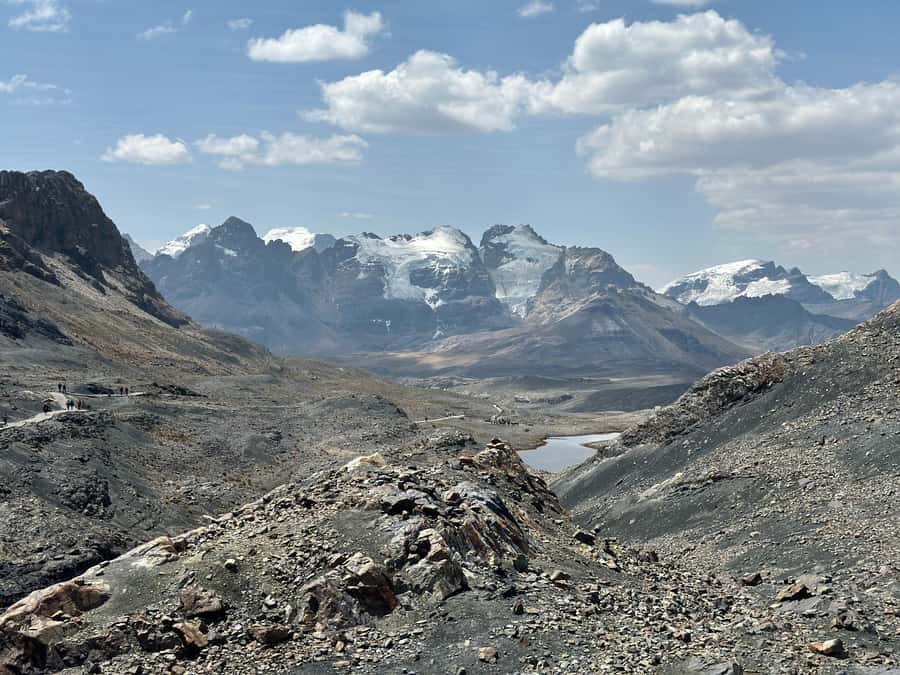 From Huaraz: Tour to the Pastoruri Glacier and Puya Raimondi - Lunch is practical, not part of the tour price
