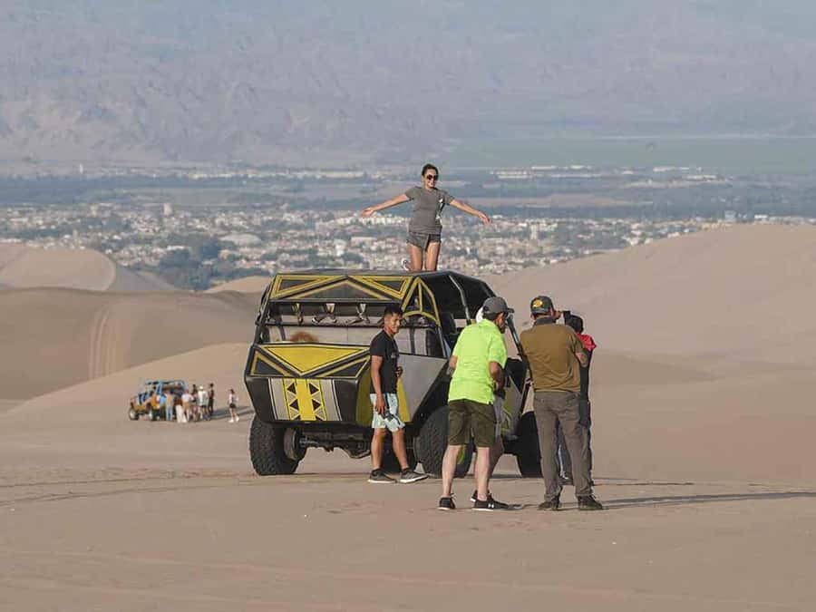 From Lima: Ballestas Islands and Huacachina Sunset Day Trip - Lunch and pisco in Ica