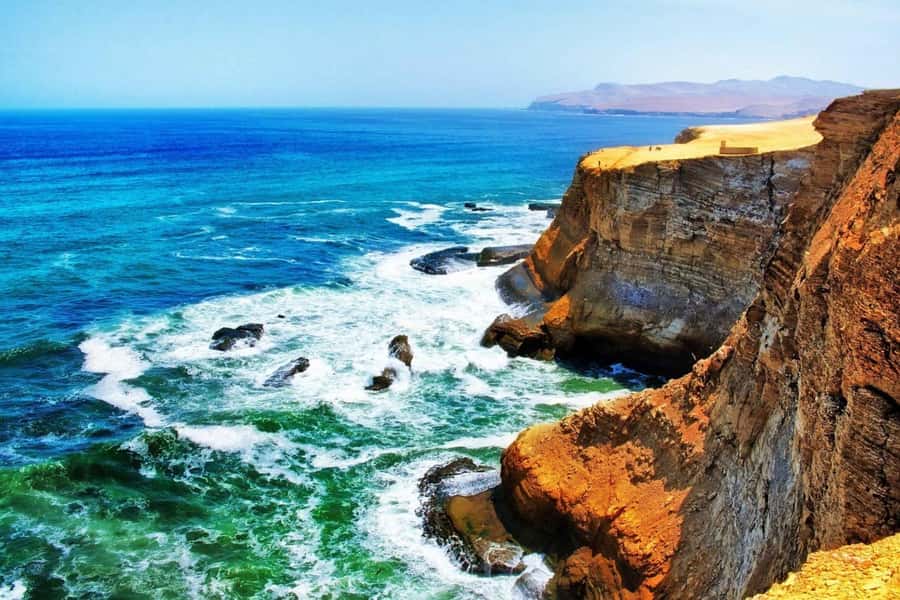 From Lima: Ballestas Islands, Huacachina and Wine Route Trip - Leaving Lima at 5:00 AM