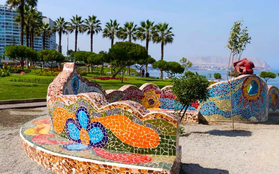 From Lima: Miraflores, Barranco & San Isidro Guided Tour - Key points to know before booking
