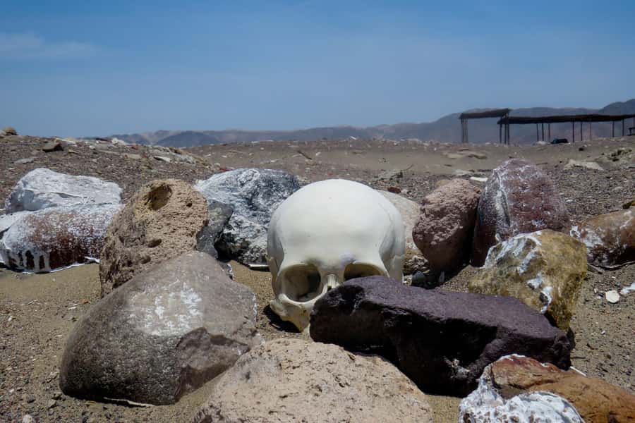 From Nazca: Chauchilla Cemetery Tour and Artisans Workshop - The drive from Nazca into the desert