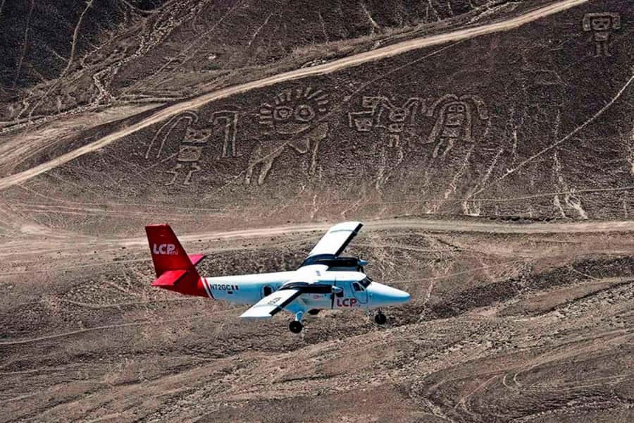 From Nazca: Flight in a light aircraft over the Nazca Lines - Why the window seat makes a difference