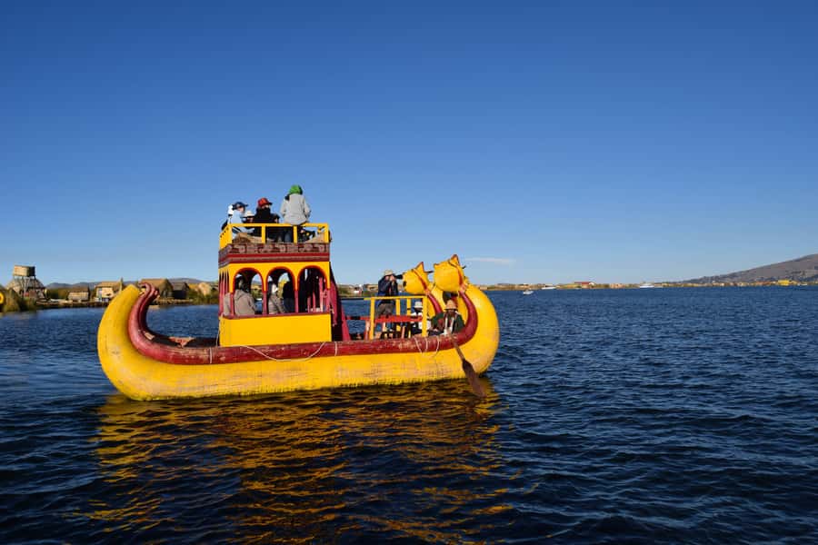 From Puno: 3-Hour Uros Floating Islands Tour - Private or shared: which format gives better value?