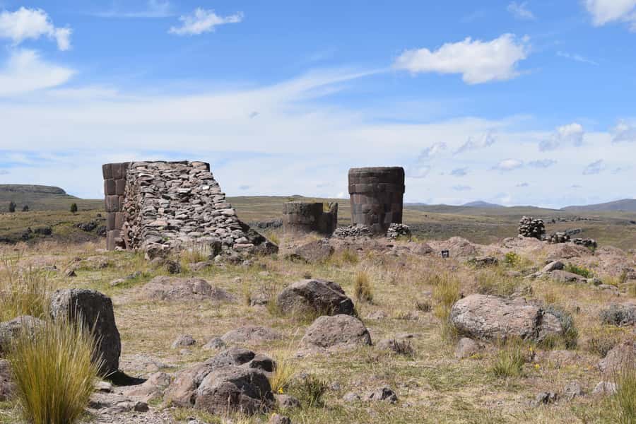From Puno: 4h tour to Sillustani - The Drive Across the Altiplano