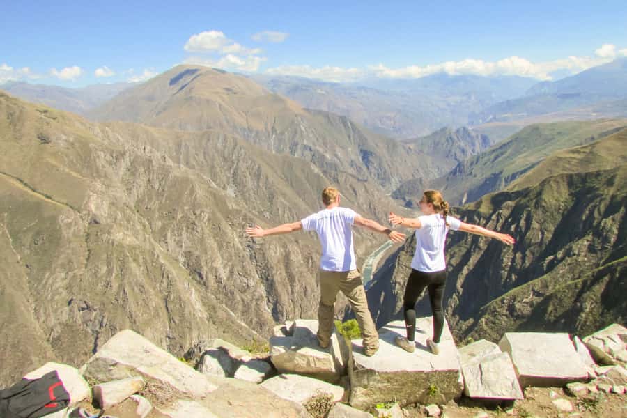 Full-Day Condor Viewpoint & Inca Sites Tour - An early start from central Cusco