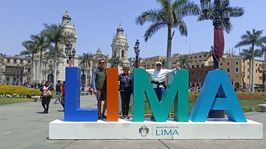 Full Day Lima: Local Market+ CityTour+ Barranco & Miraflores - San Francisco and the underground catacombs