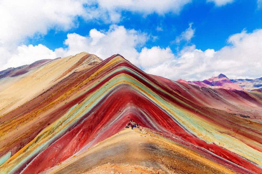 FULL DAY| MOUNTAIN OF COLORS ON HORSEBACK - Why Vinicunca is worth the early start