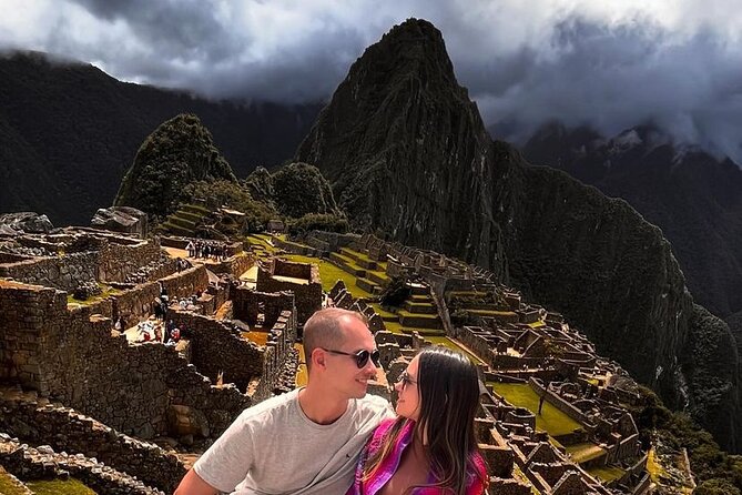 Full Day Private Guided Tour in Machu Picchu - Lunch in Aguas Calientes