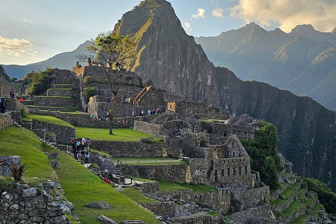 Full Day Tour to Machu Picchu by Train - What the $379 price covers